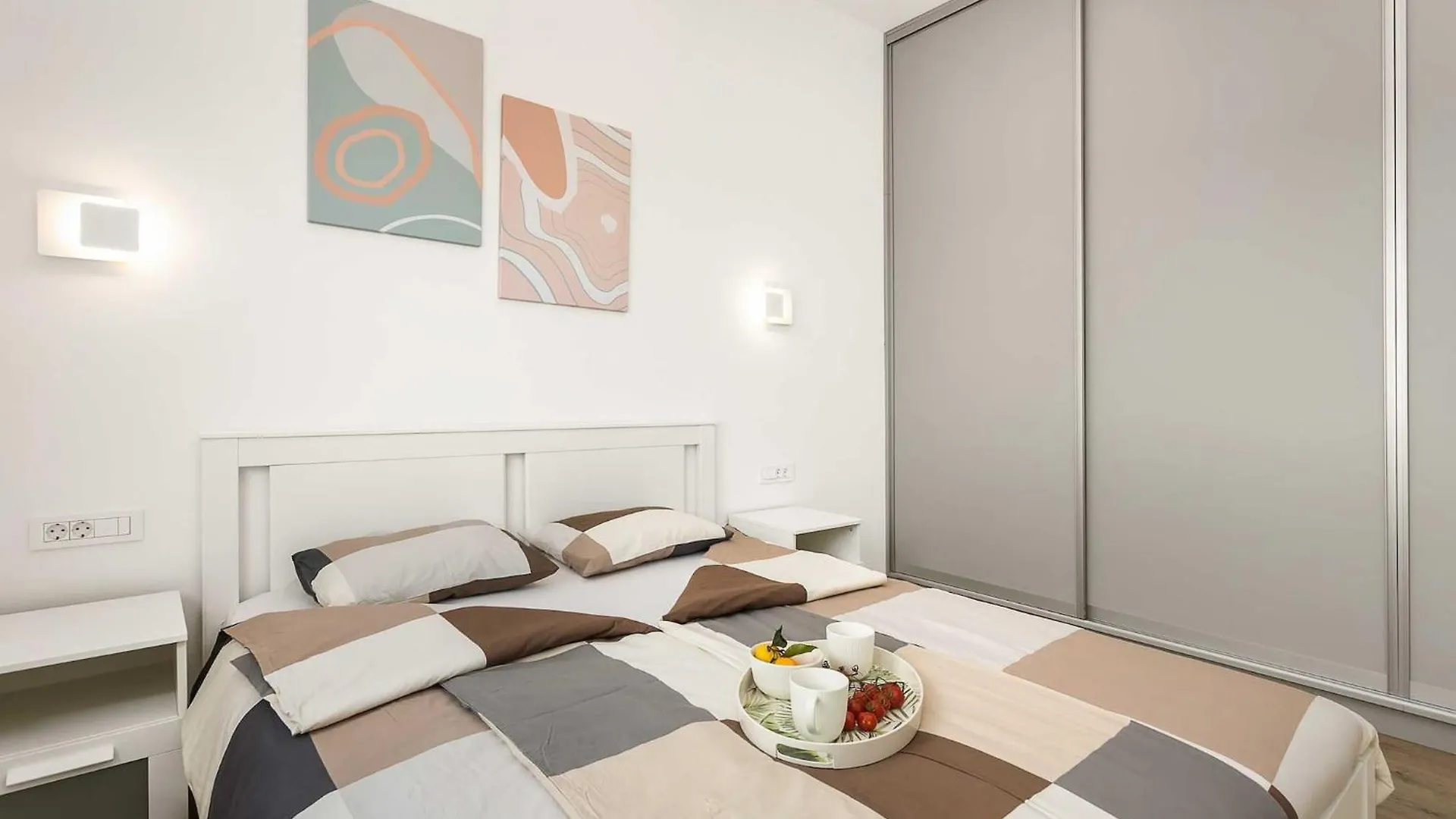 Lana Luxe Apartment Pula 0*,  Croatia