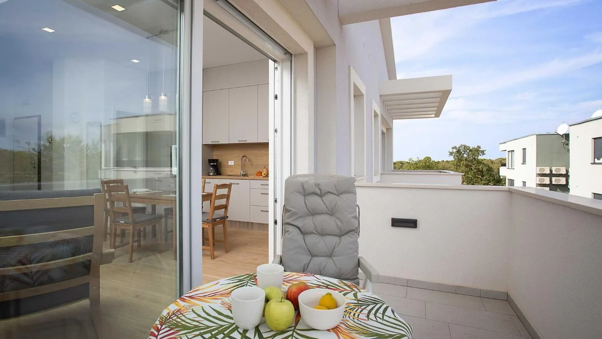 Lana Luxe Apartment Pula 0*,