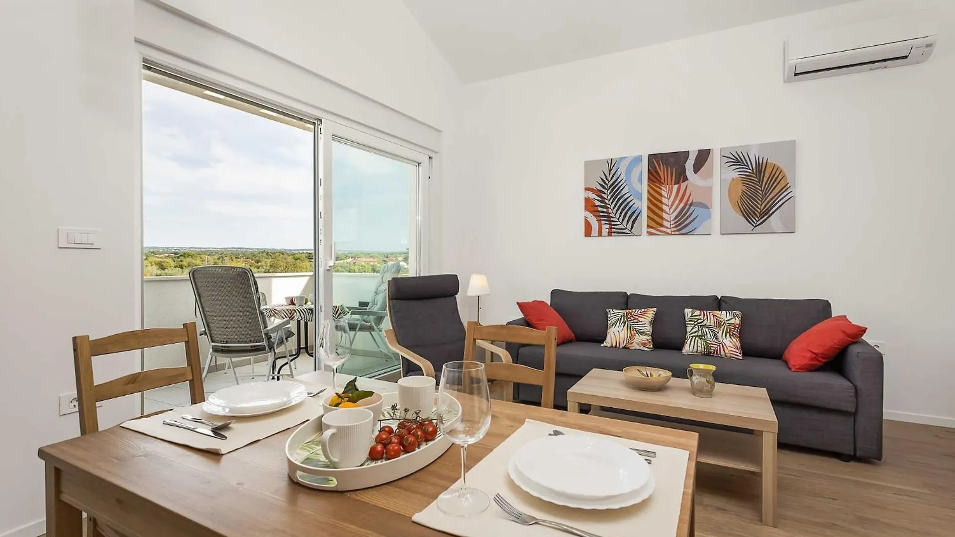 Lana Luxe Apartment Pula 0*,  Croatia